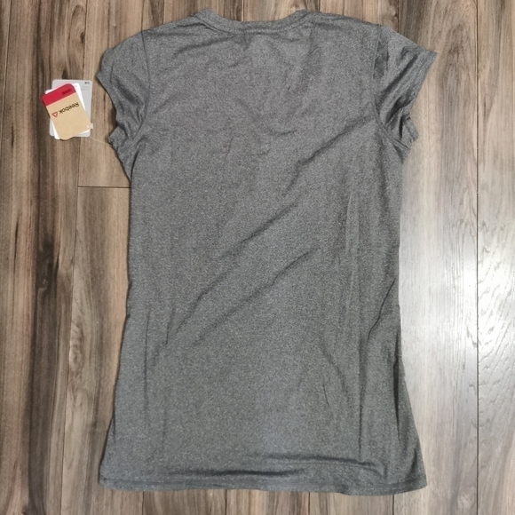 REEBOK training sleeve shirt - Picture 4 of 6